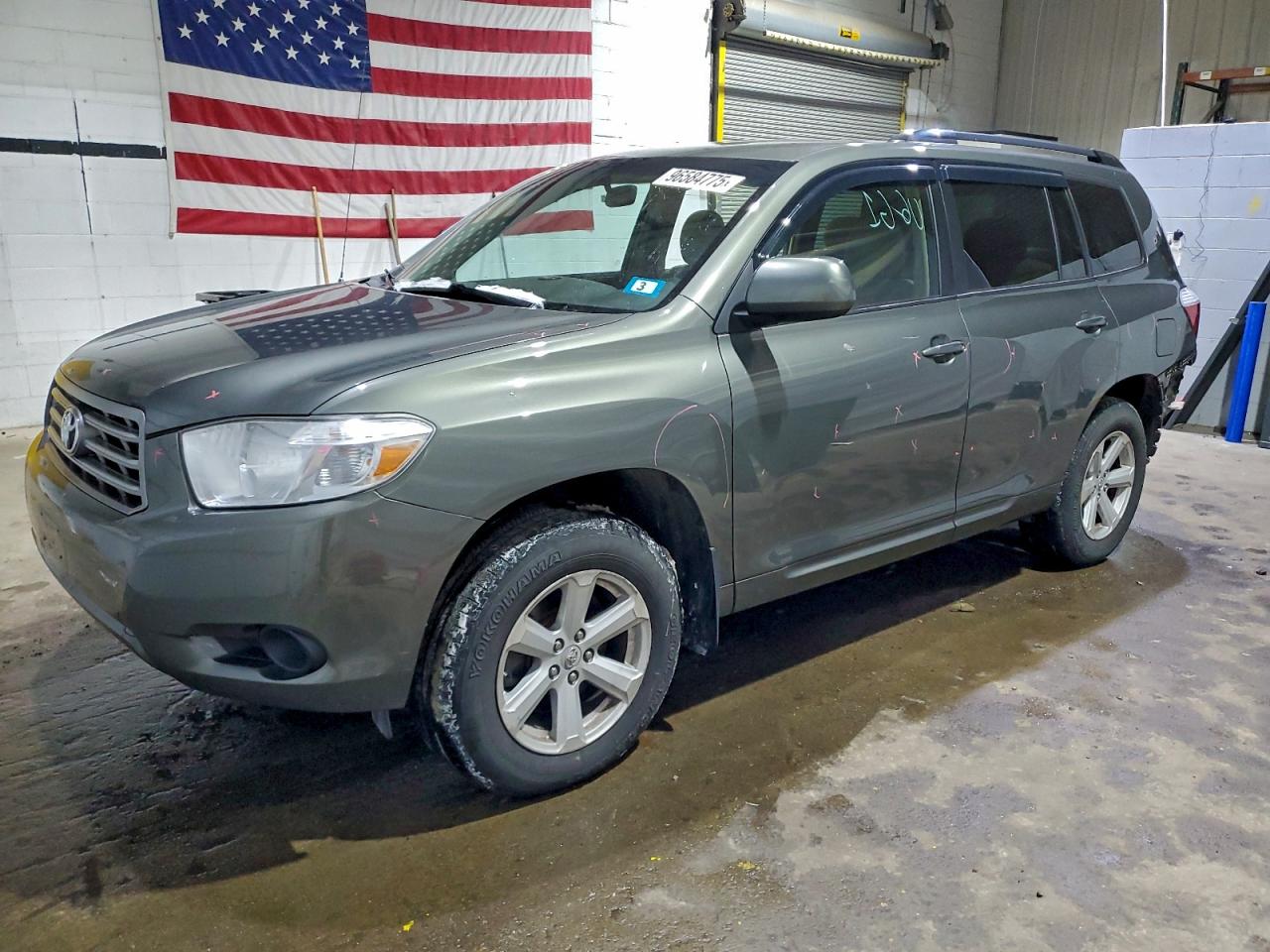 2010 TOYOTA HIGHLANDER