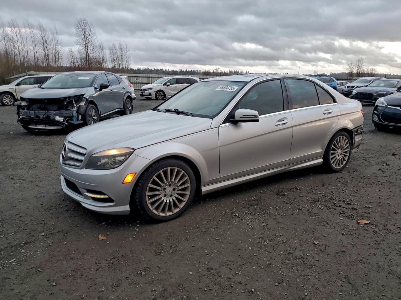 2011 MERCEDES-BENZ C