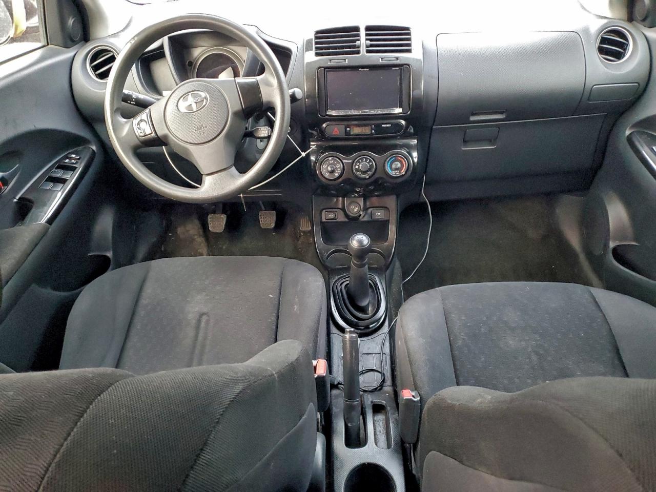2008 TOYOTA SCION XD photo 8