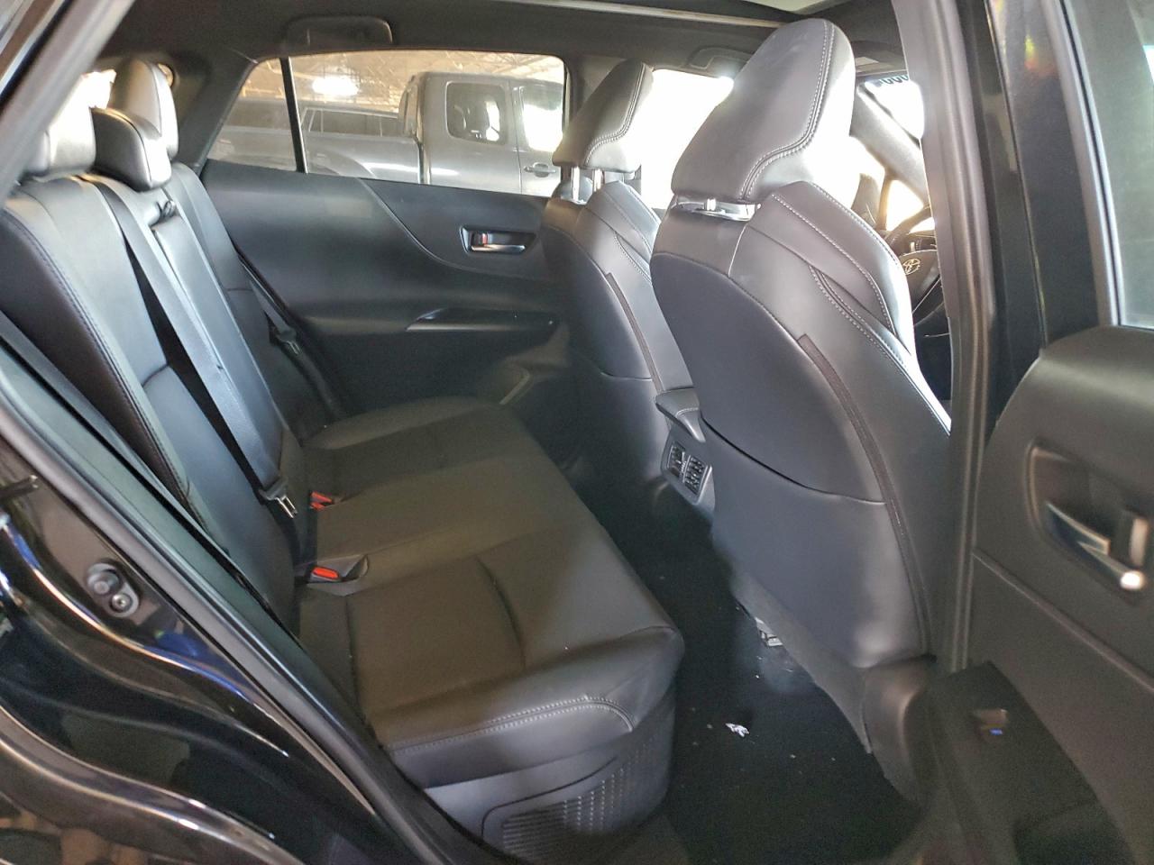 2021 TOYOTA VENZA LE photo 11