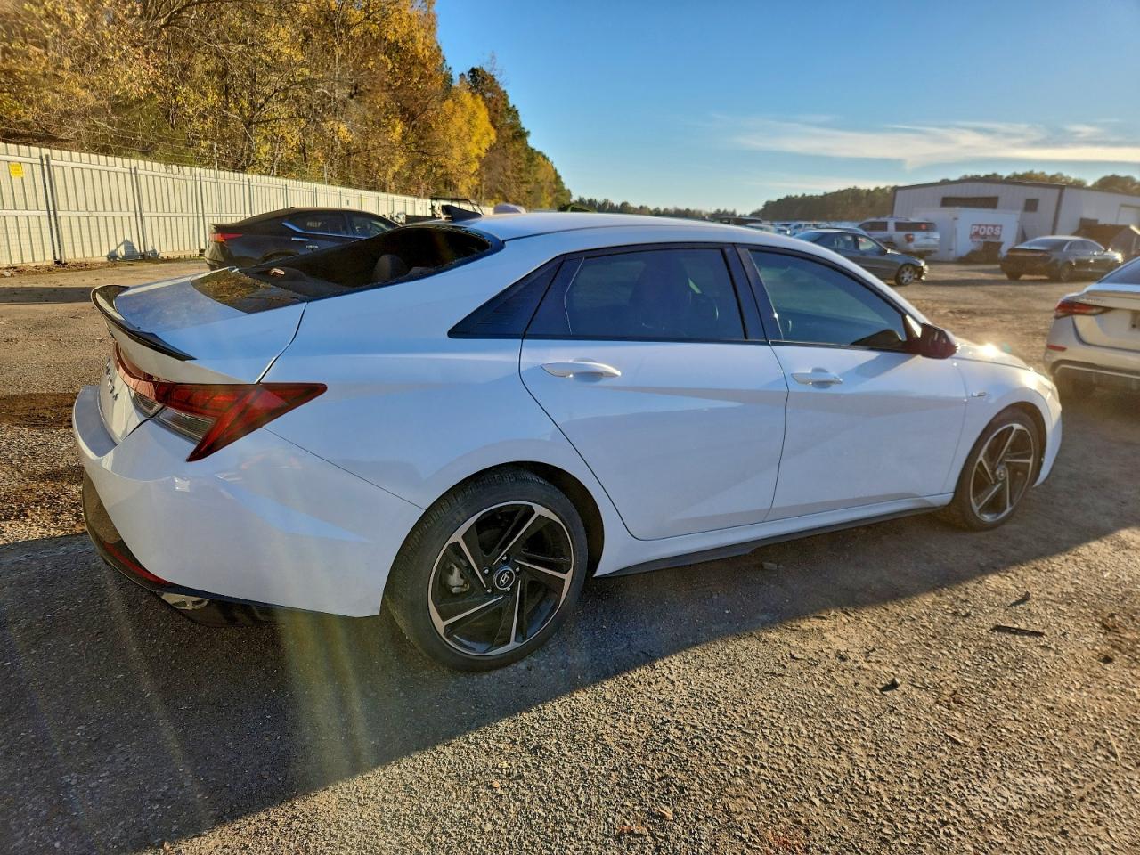 2023 HYUNDAI ELANTRA N LINE photo 3