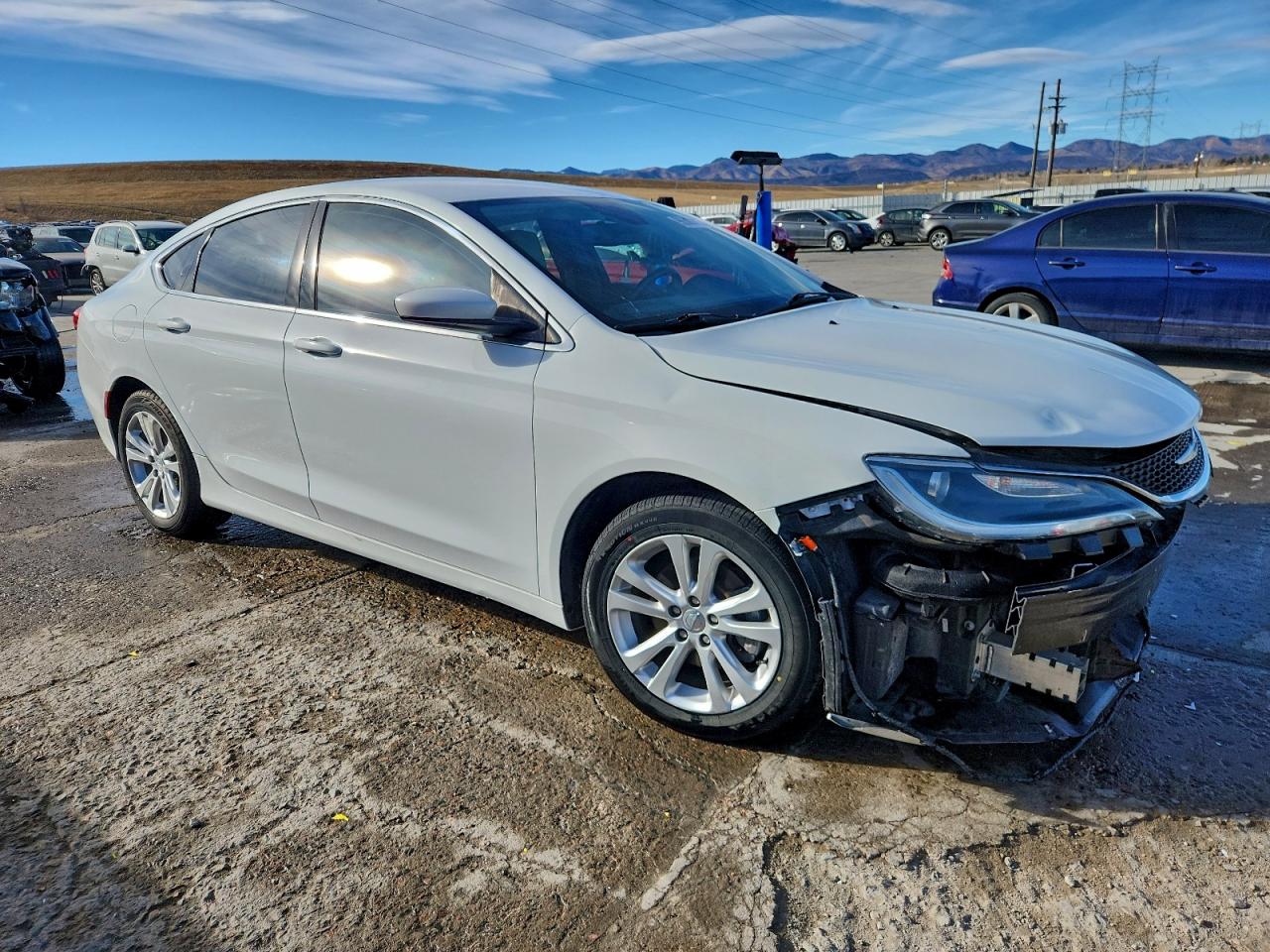 2015 CHRYSLER 200 LIMITED photo 4