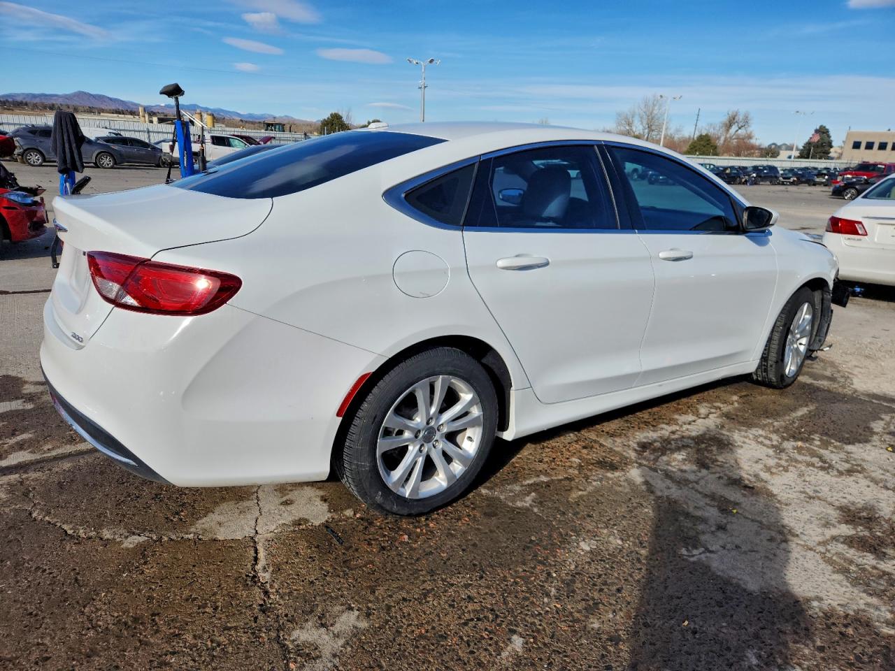 2015 CHRYSLER 200 LIMITED photo 3