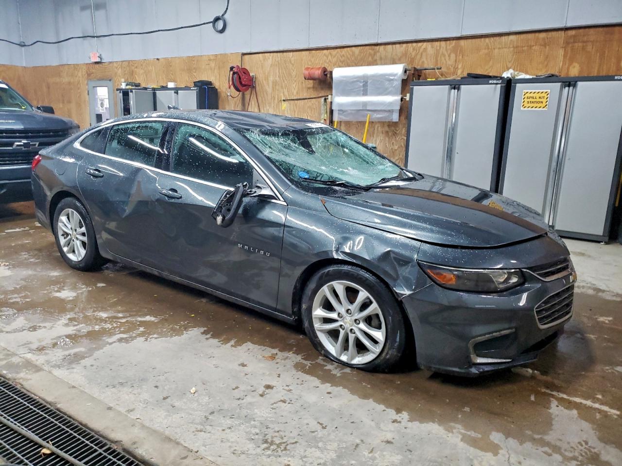2018 CHEVROLET MALIBU LT photo 4