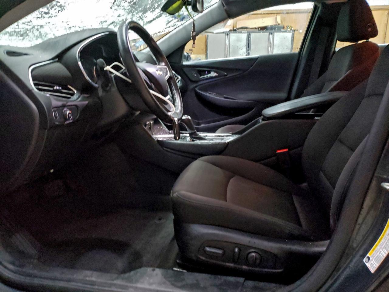 2018 CHEVROLET MALIBU LT photo 7