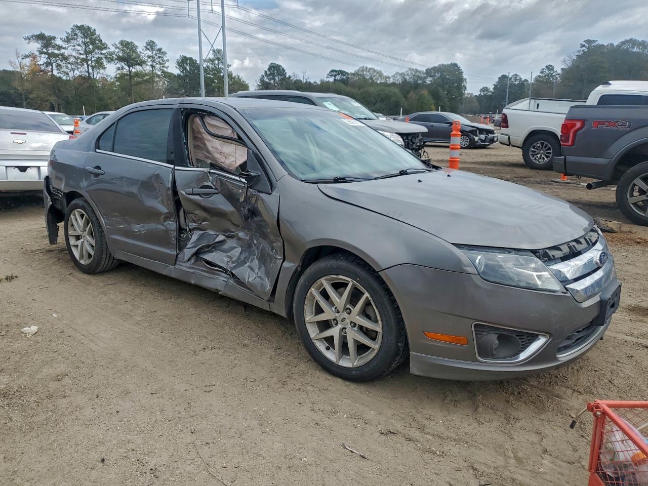 2010 FORD FUSION SEL photo 4