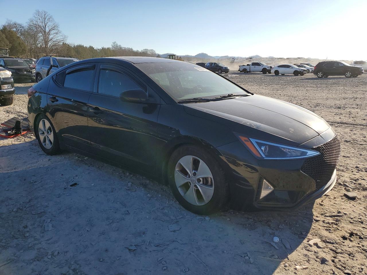 2019 HYUNDAI ELANTRA SEL photo 4