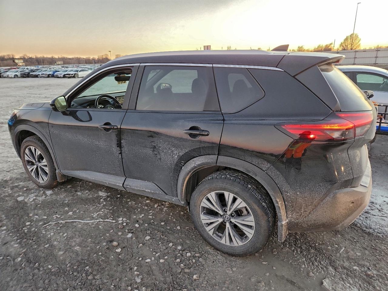2023 NISSAN ROGUE SV photo 2