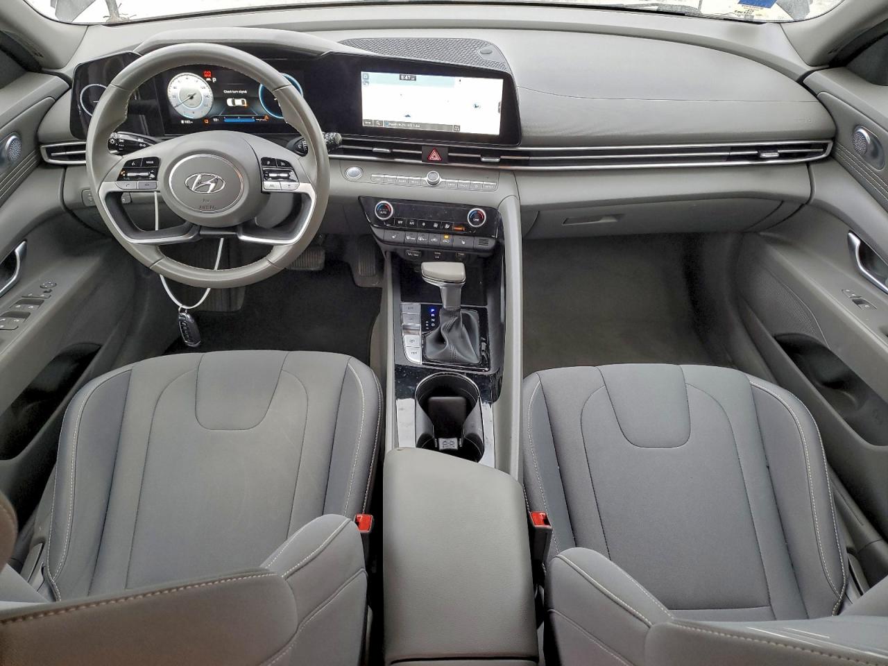 2023 HYUNDAI ELANTRA SEL photo 8