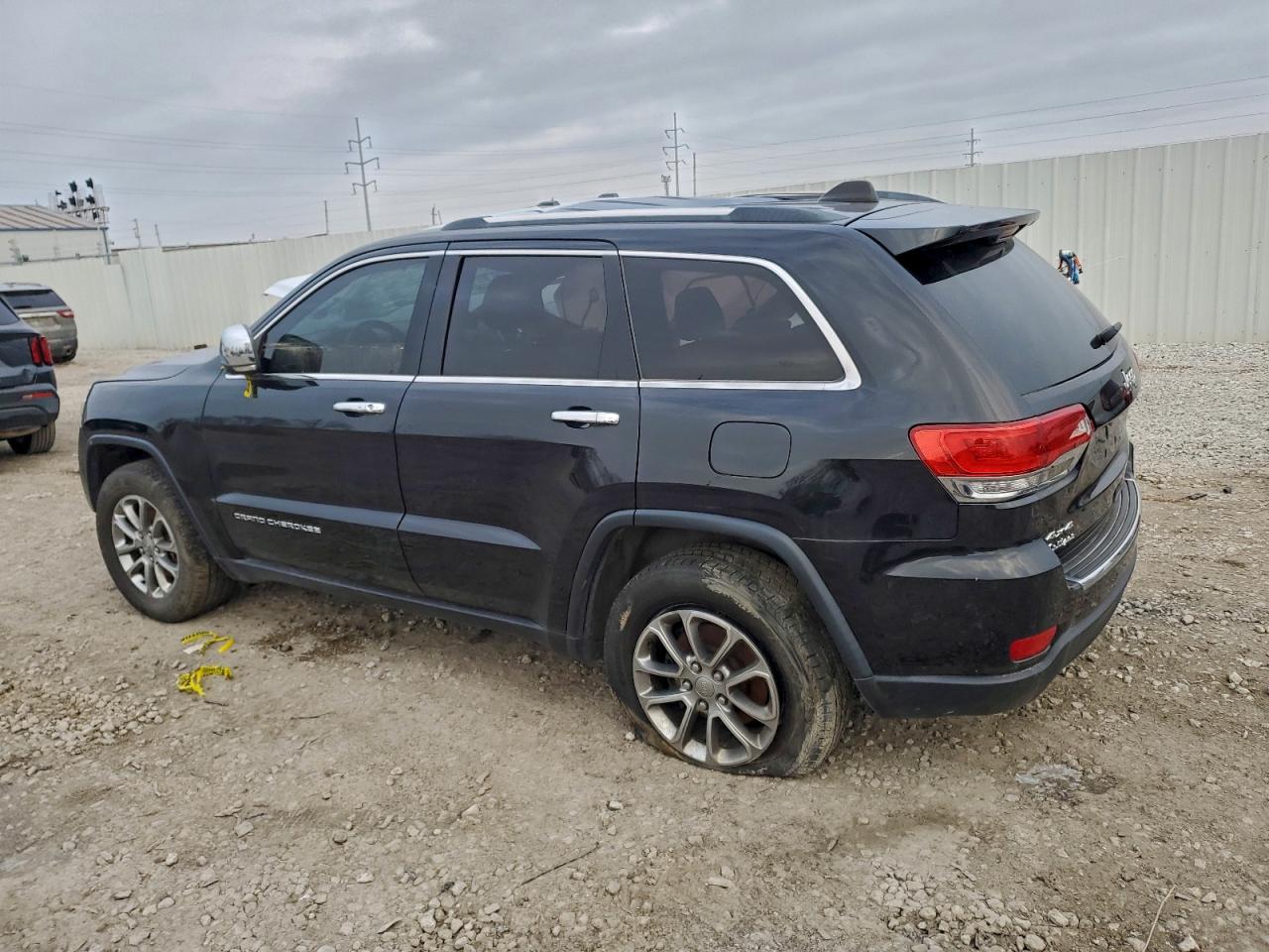 2015 JEEP GRAND CHEROKEE LIMITED photo 2
