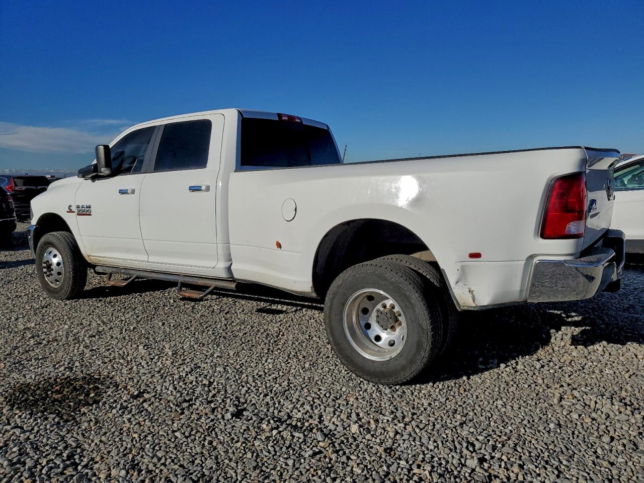 2018 RAM 3500 SLT photo 2