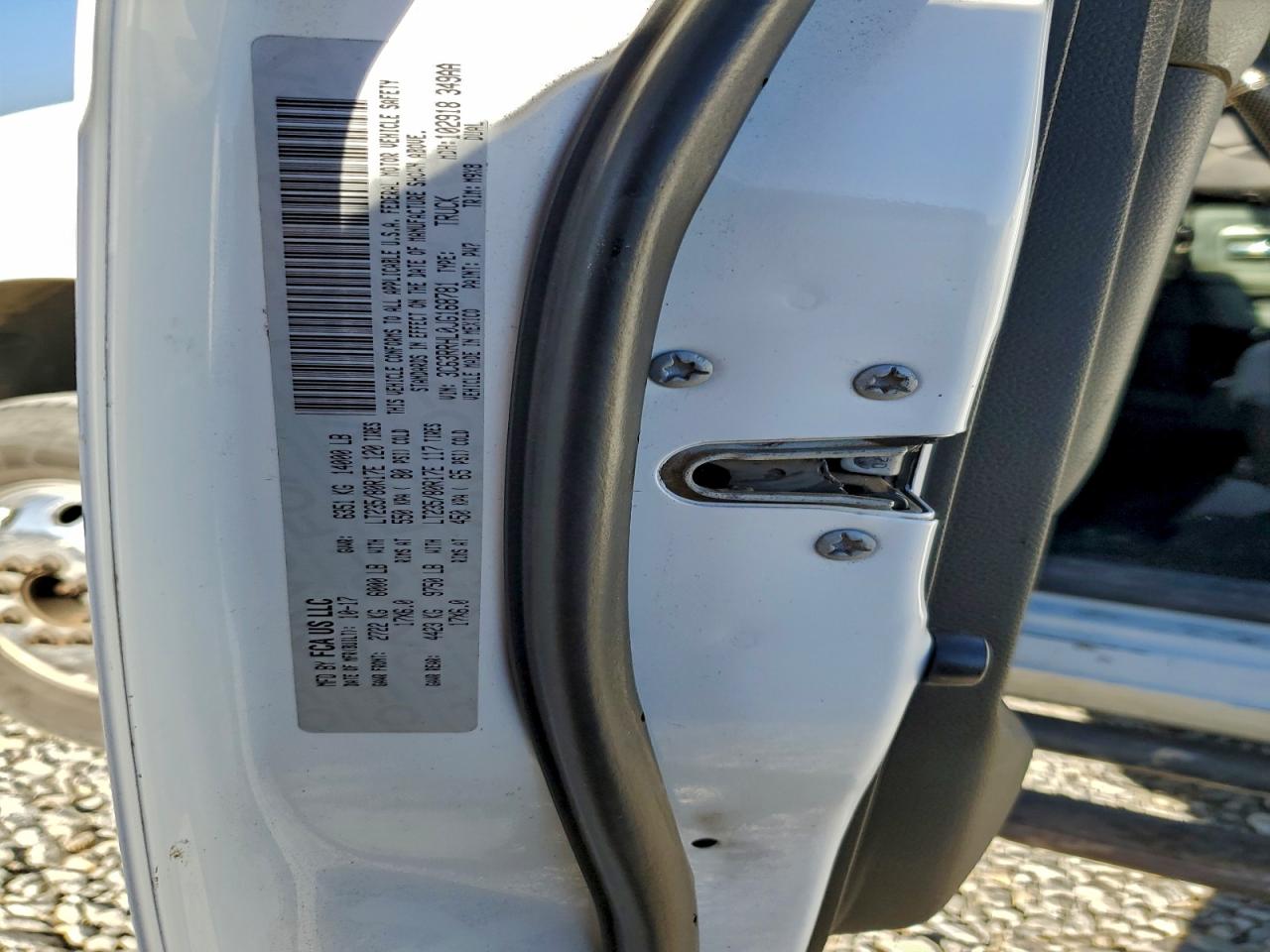 2018 RAM 3500 SLT photo 12