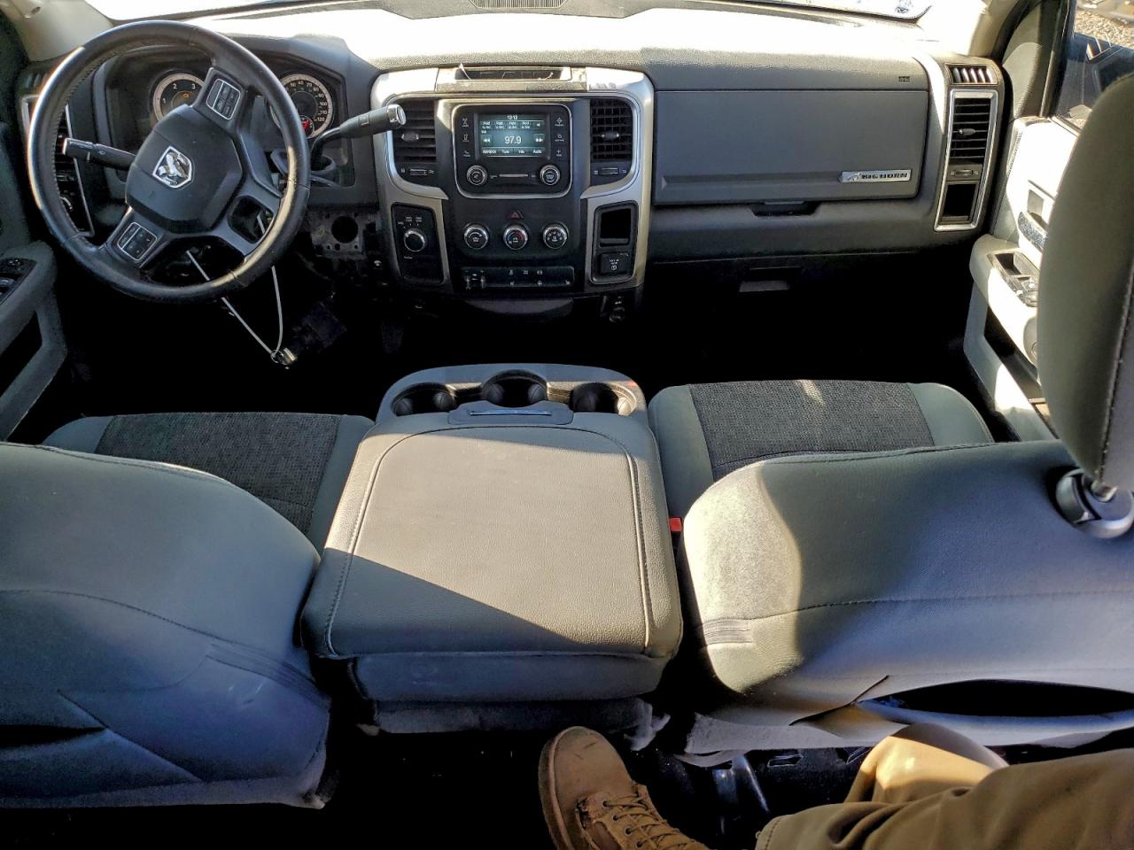 2018 RAM 3500 SLT photo 8