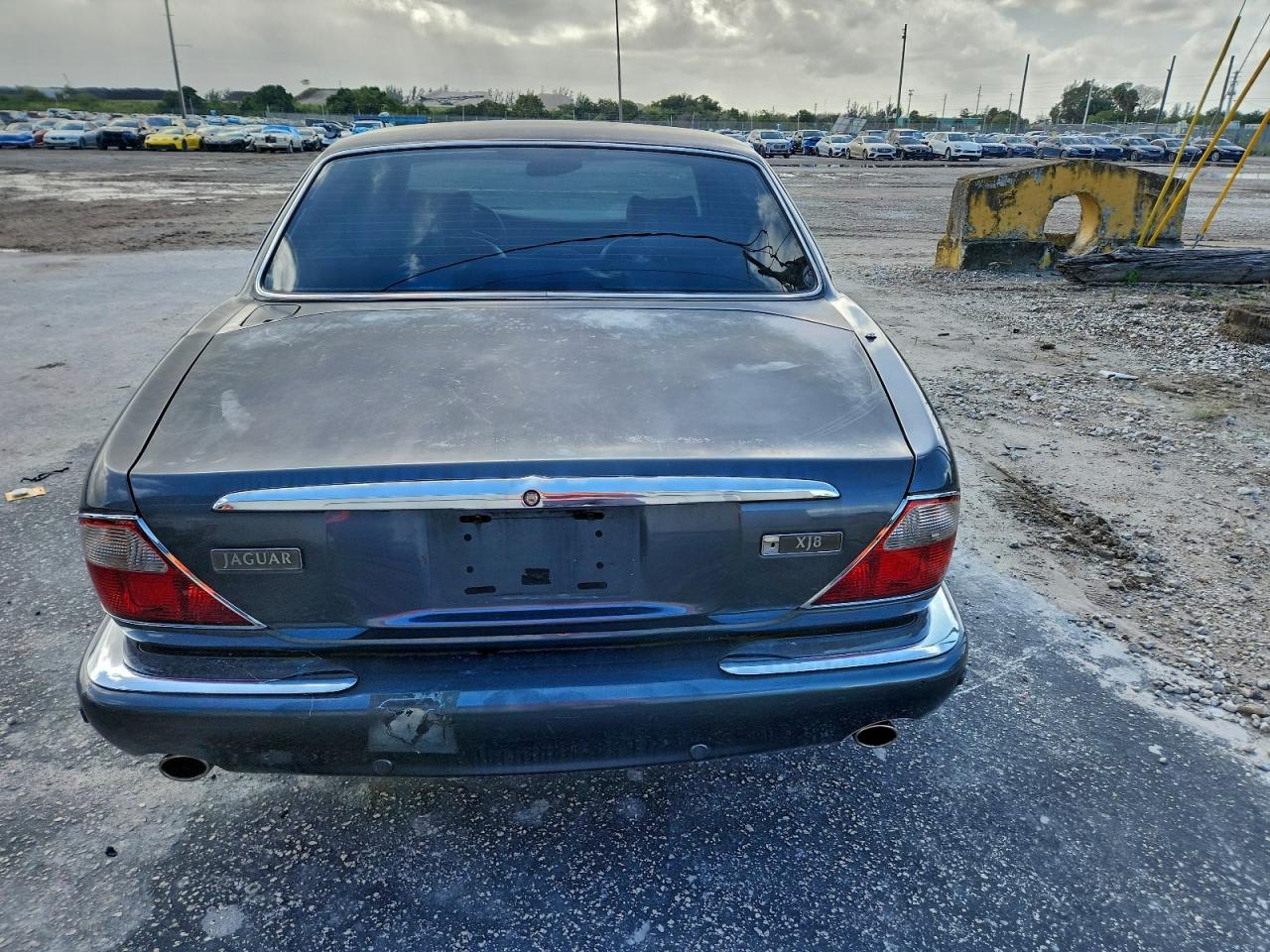 2001 JAGUAR XJ8 photo 6