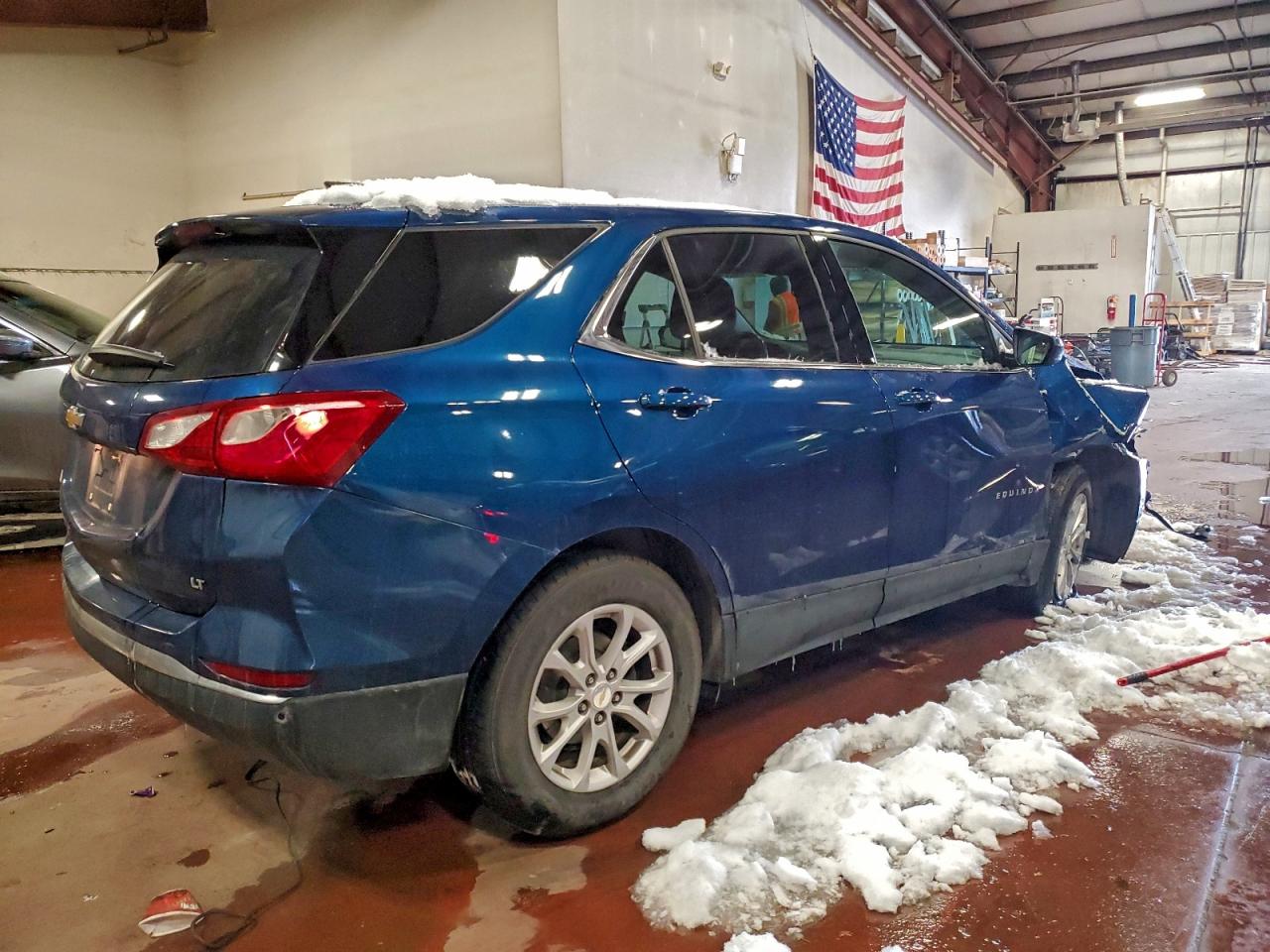 2020 CHEVROLET EQUINOX LT photo 3