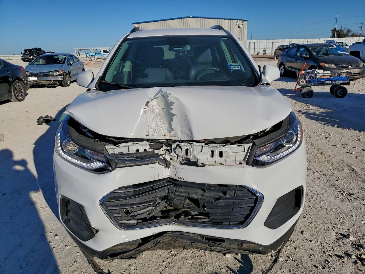 2017 CHEVROLET TRAX 1LT photo 5