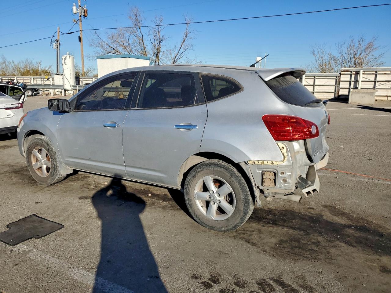2010 NISSAN ROGUE S photo 2
