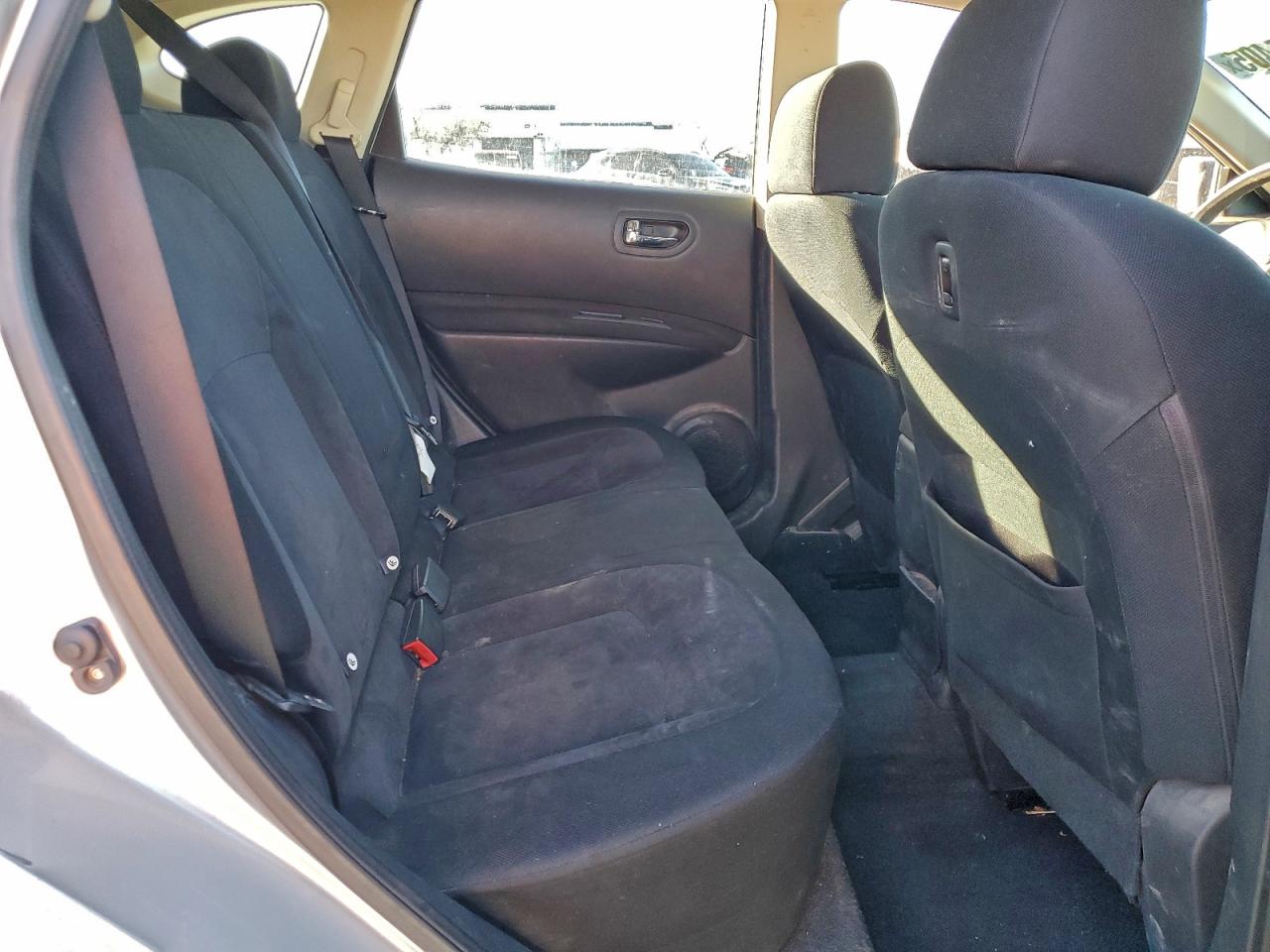 2010 NISSAN ROGUE S photo 11