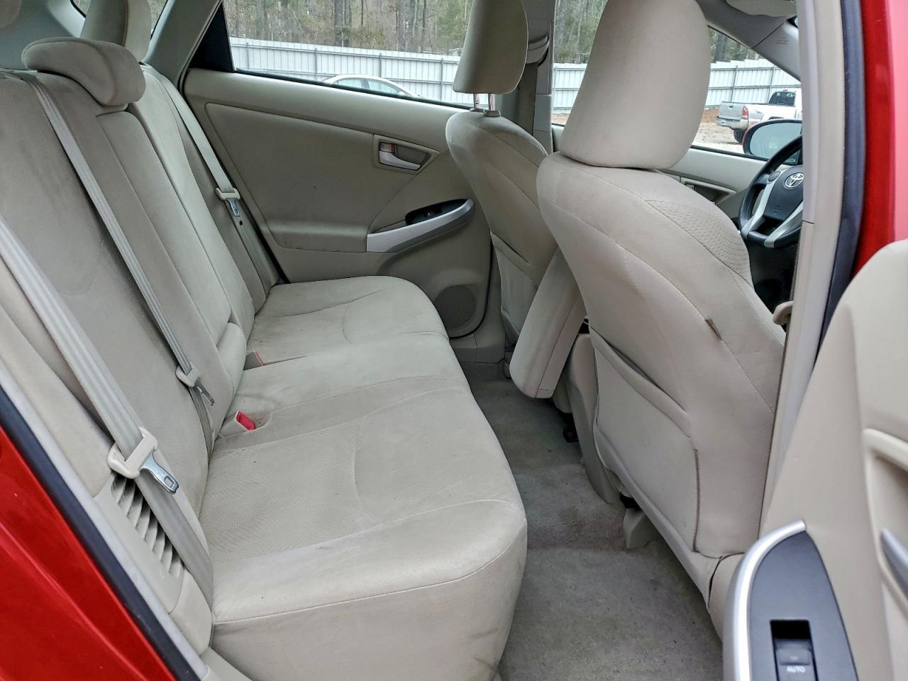 2011 TOYOTA PRIUS photo 10
