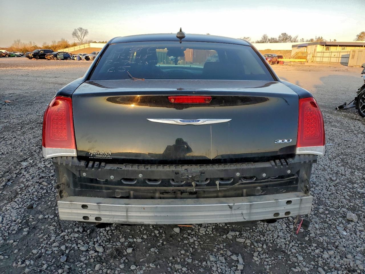 2019 CHRYSLER 300 TOURING photo 6