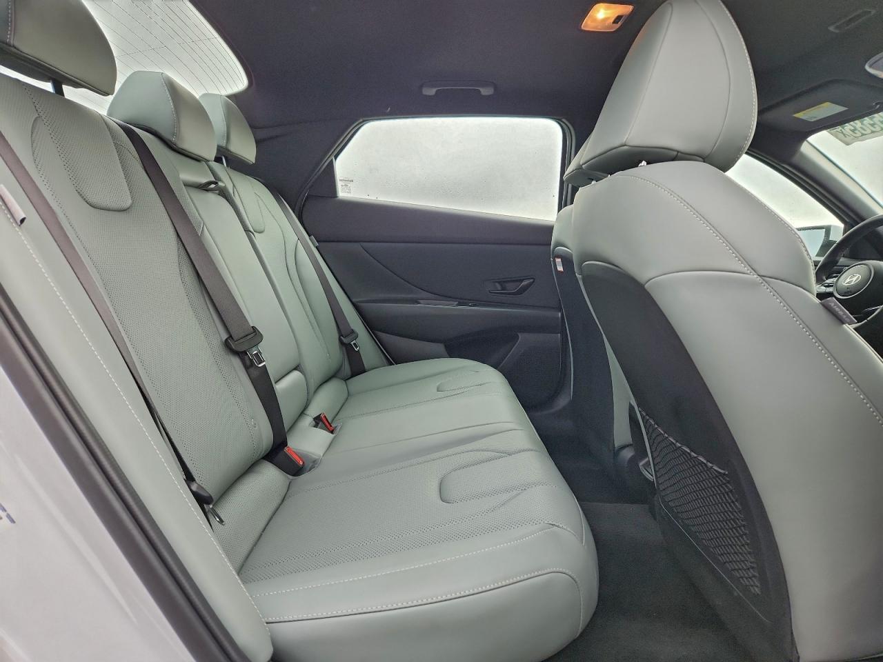 2025 HYUNDAI ELANTRA LIMITED photo 10