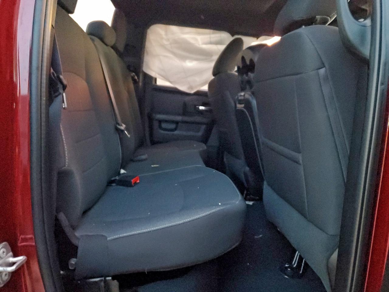 2022 RAM 1500 CLASSIC SLT photo 10