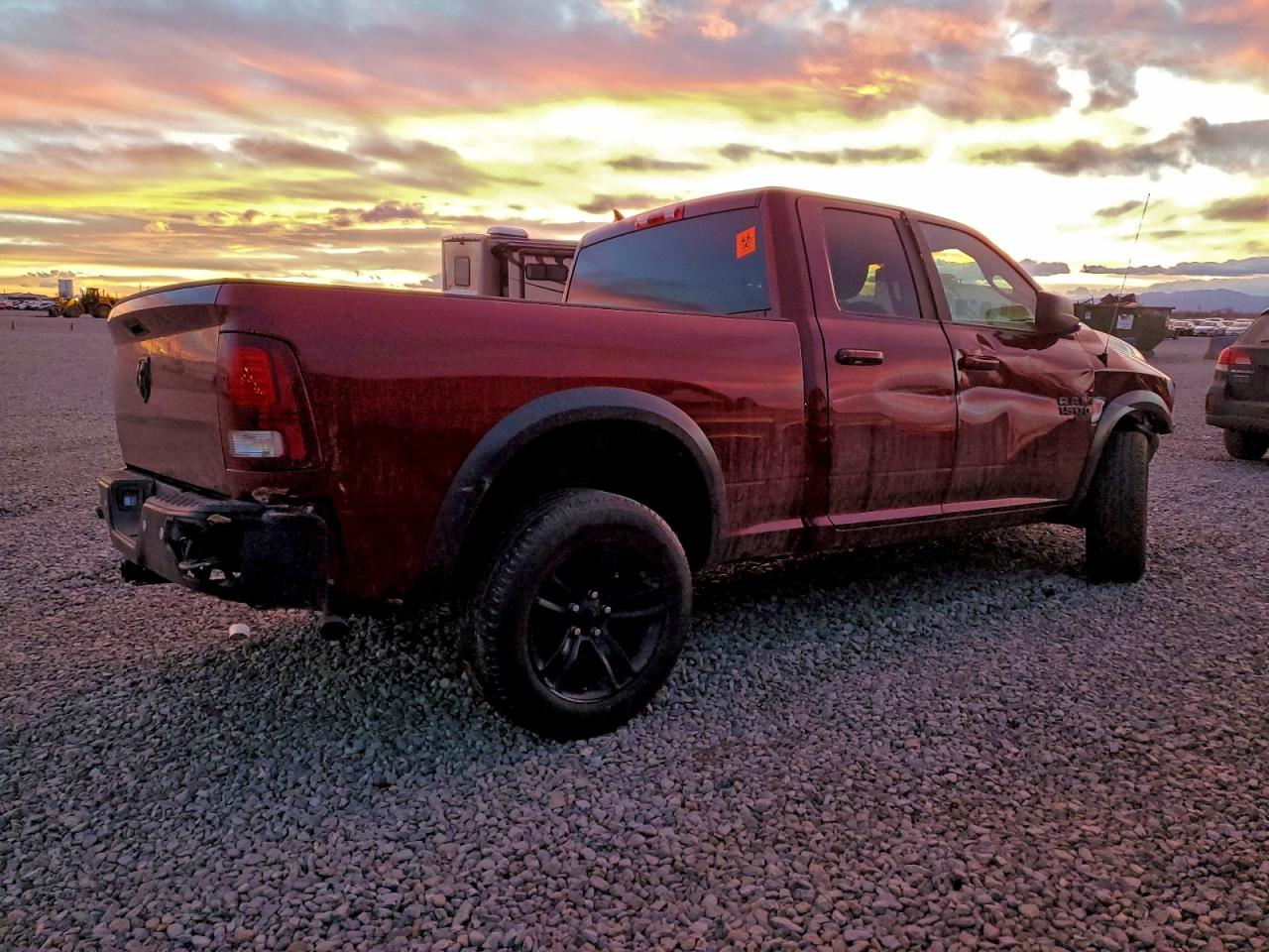 2022 RAM 1500 CLASSIC SLT photo 3
