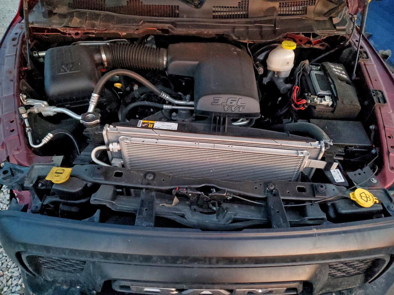 2022 RAM 1500 CLASSIC SLT photo 11