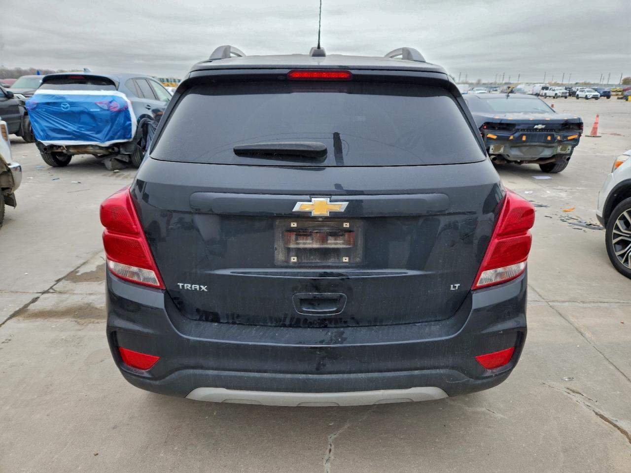 2019 CHEVROLET TRAX 1LT photo 6
