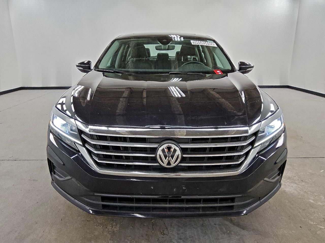 2021 VOLKSWAGEN PASSAT SE photo 5