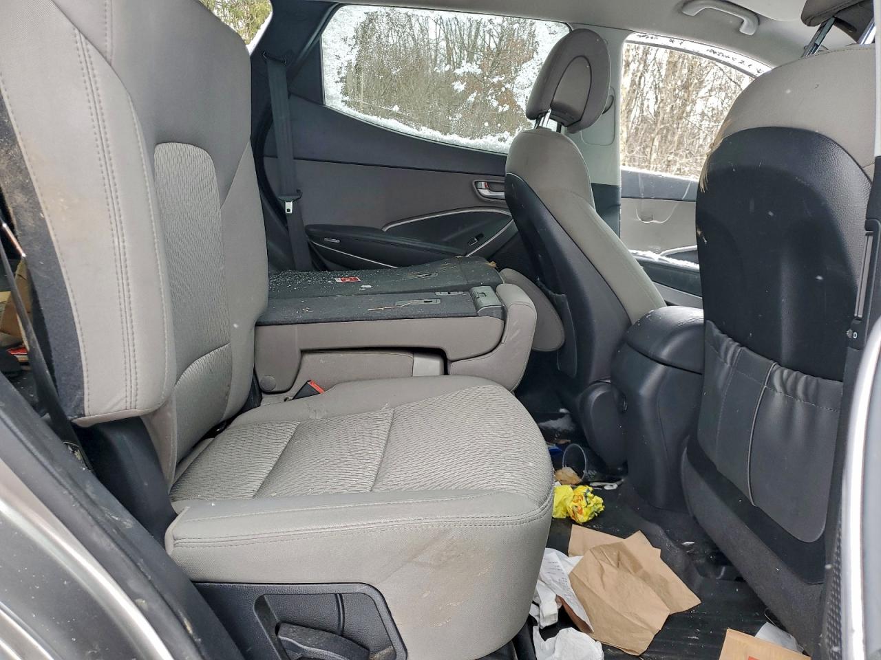 2016 HYUNDAI SANTA FE photo 11