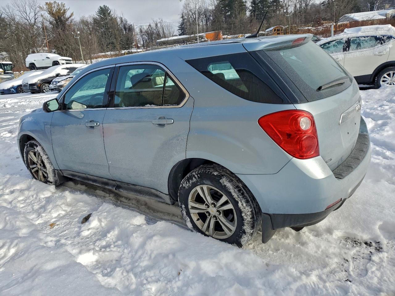 2014 CHEVROLET EQUINOX LS photo 2