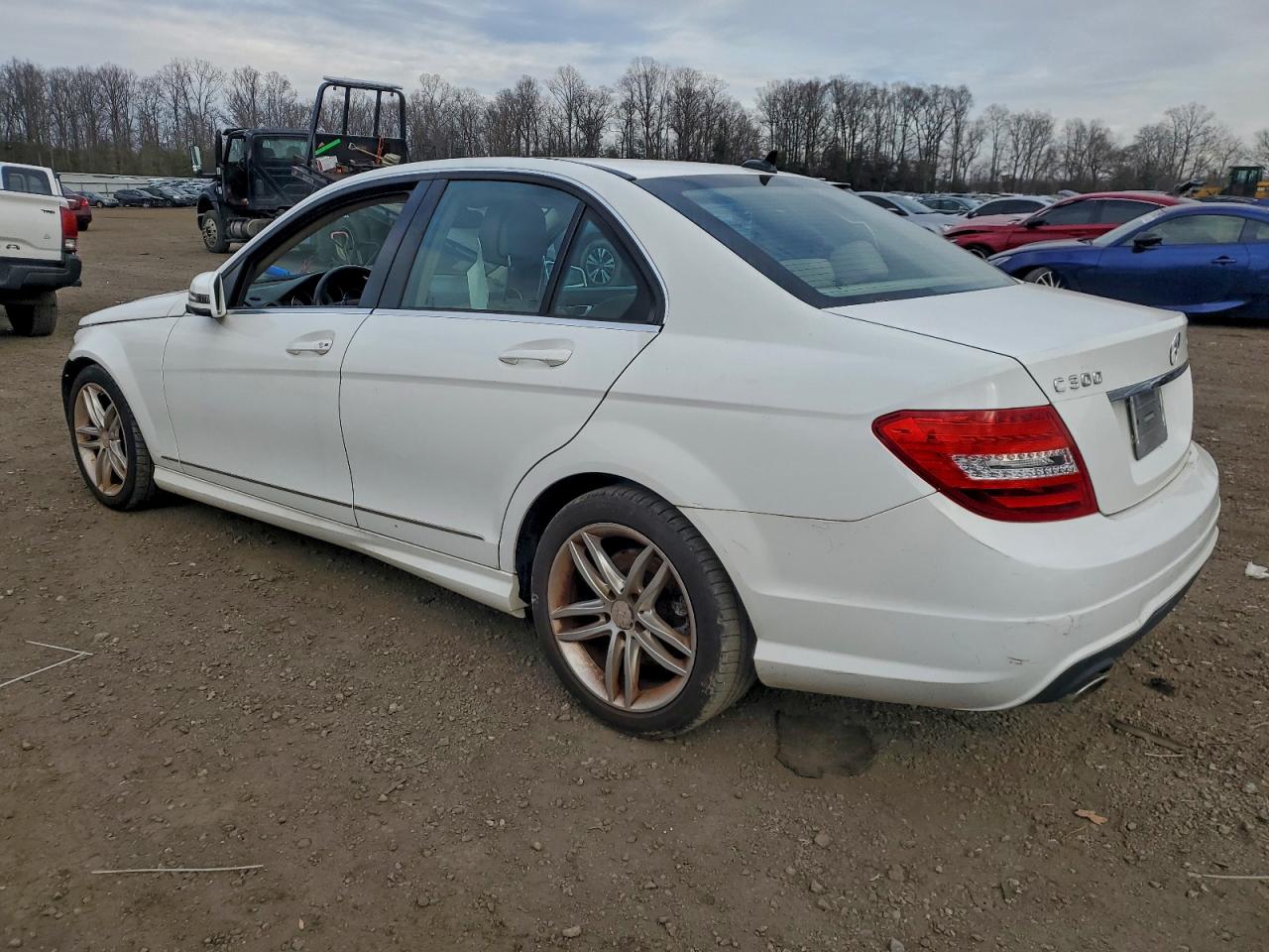 2013 MERCEDES-BENZ C 300 4MATIC photo 2