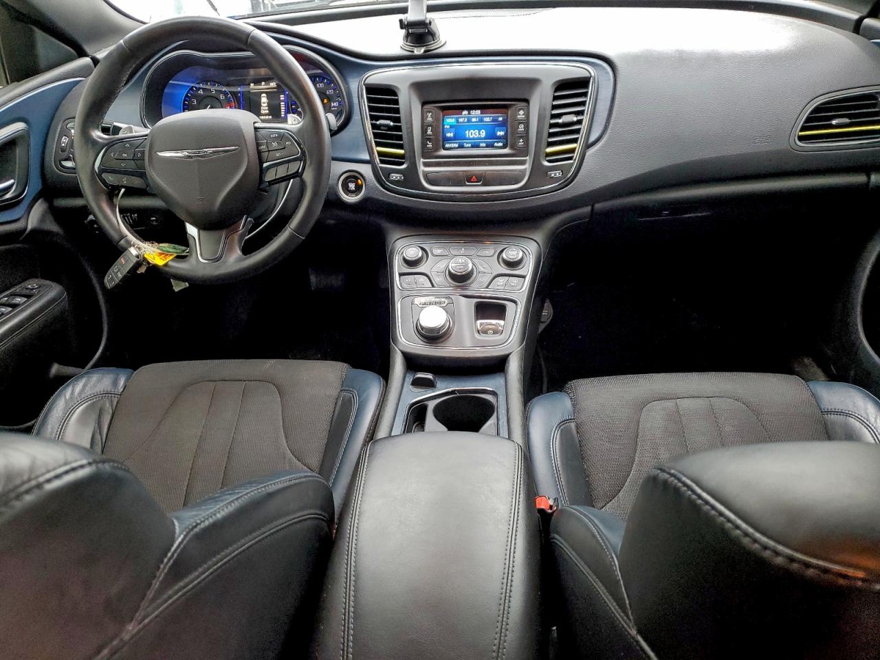 2015 CHRYSLER 200 S photo 8