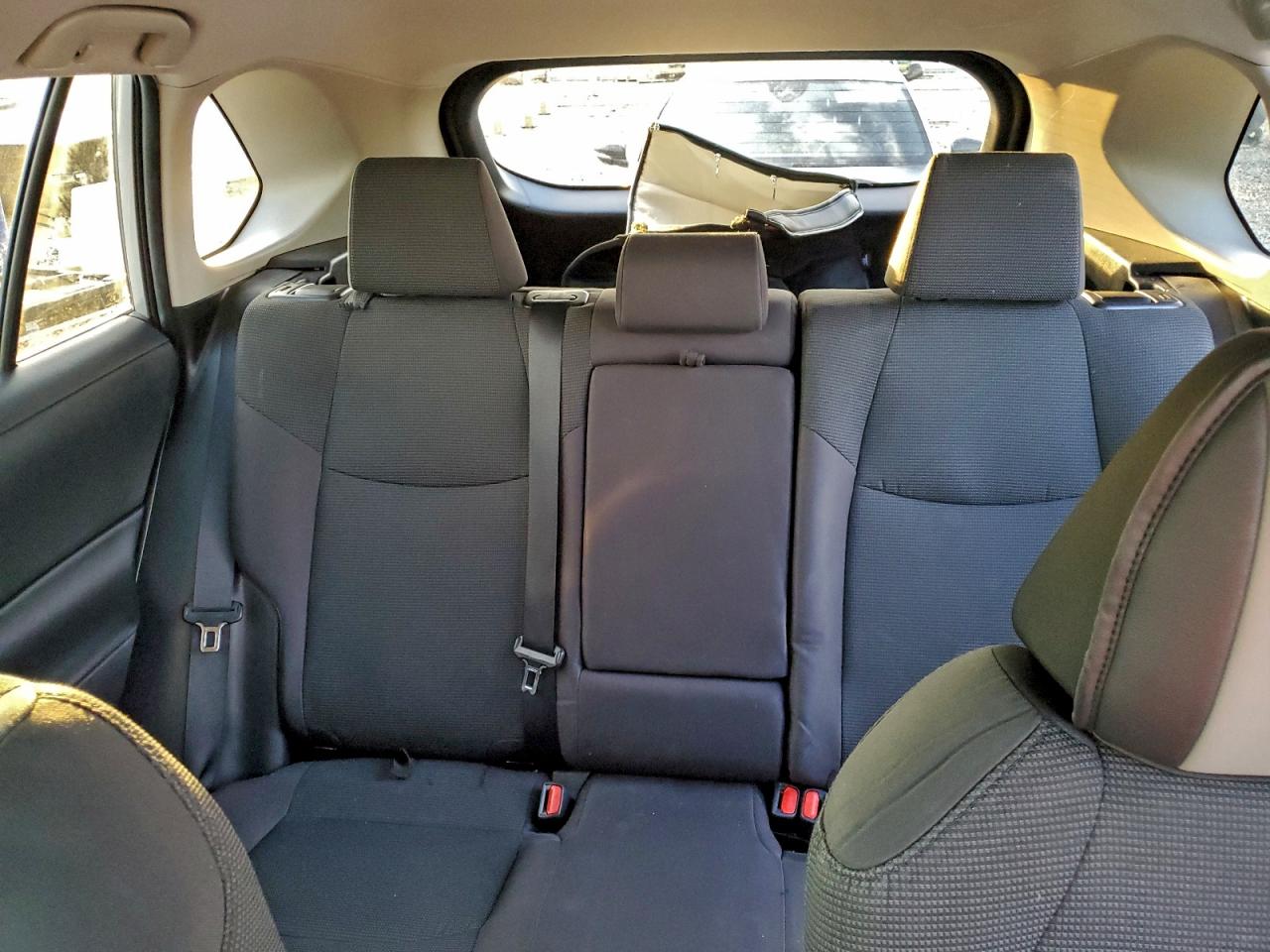 2021 TOYOTA RAV4 LE photo 10