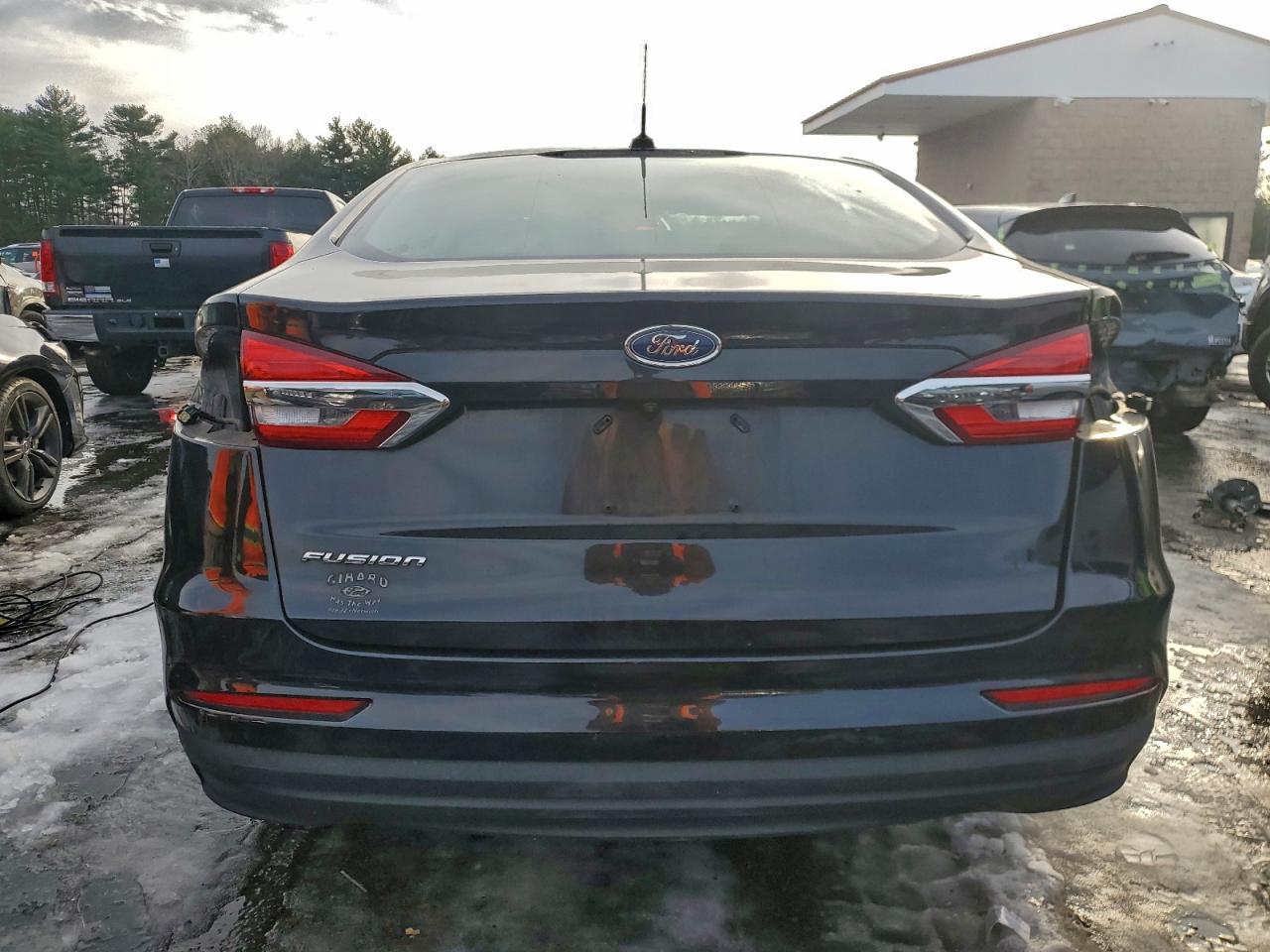 2019 FORD FUSION S photo 6
