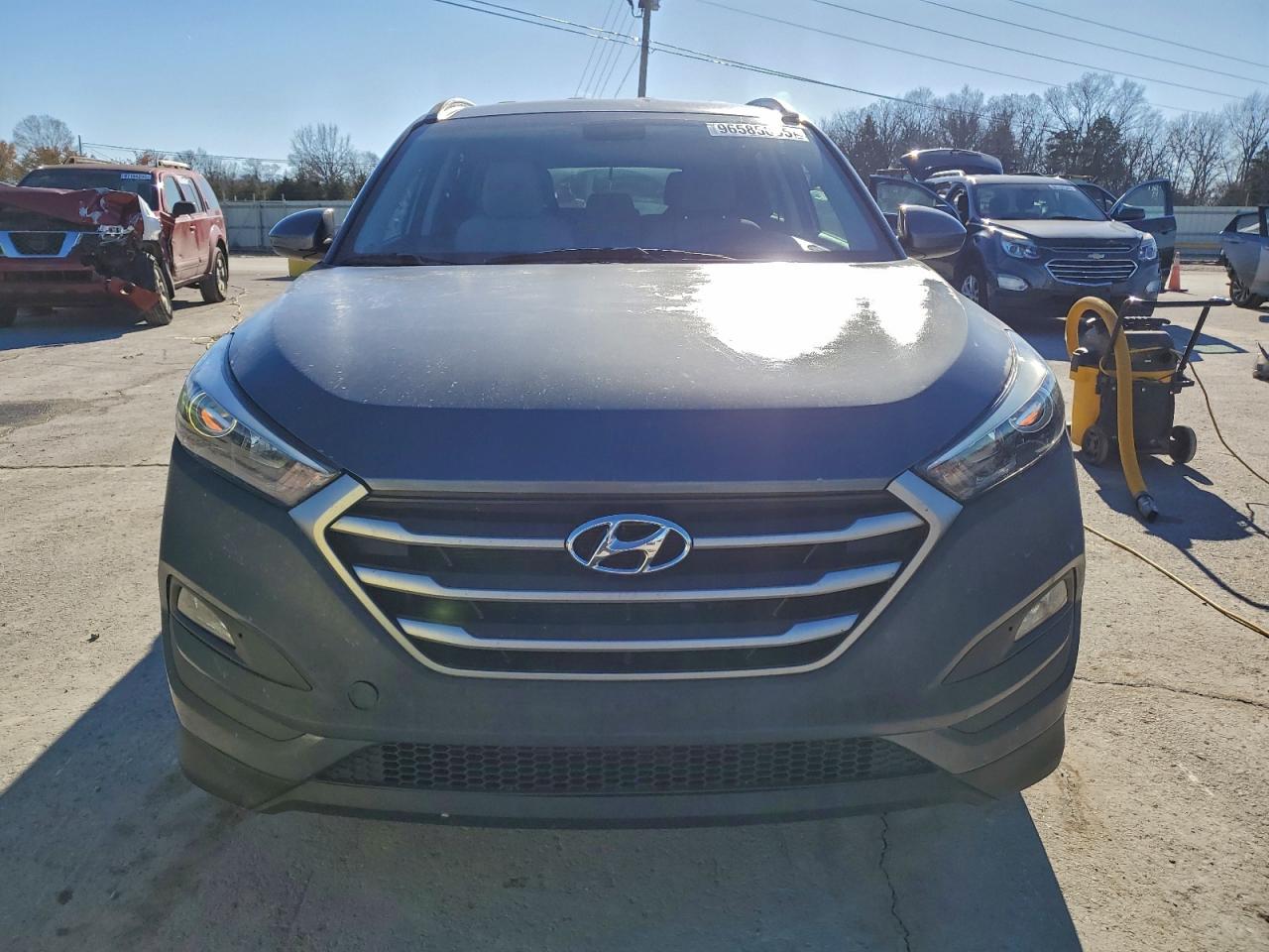 2018 HYUNDAI TUCSON SEL photo 5