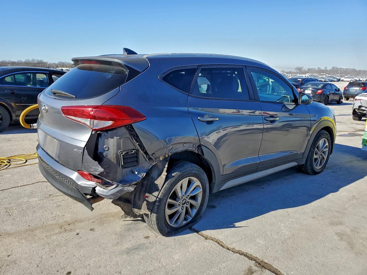 2018 HYUNDAI TUCSON SEL photo 3