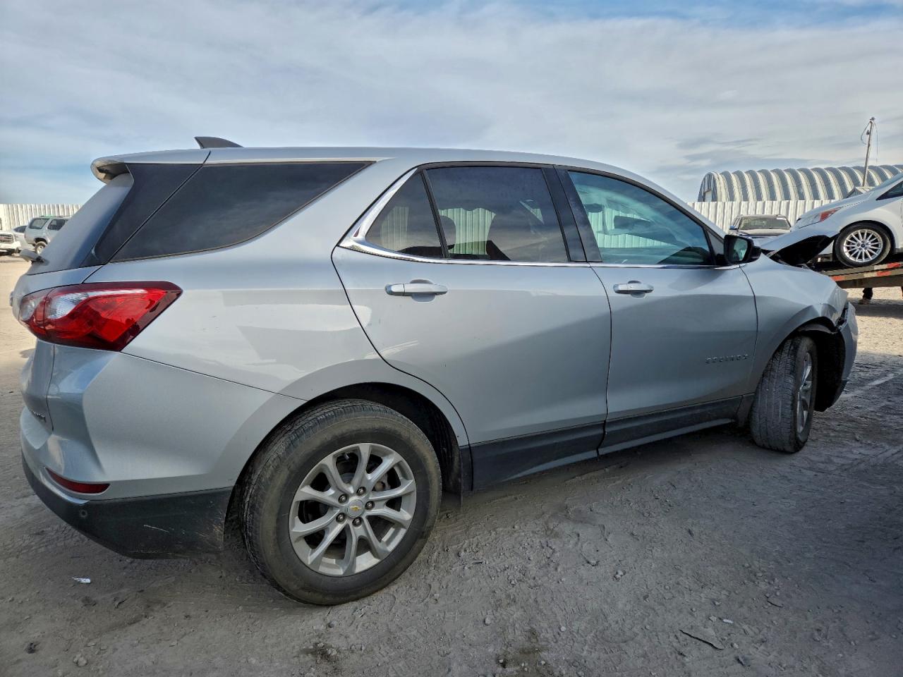 2020 CHEVROLET EQUINOX LT photo 7