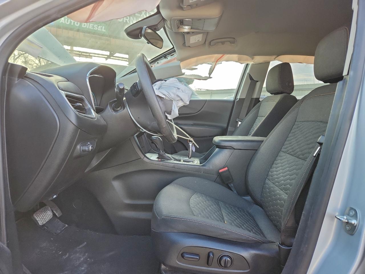 2020 CHEVROLET EQUINOX LT photo 19