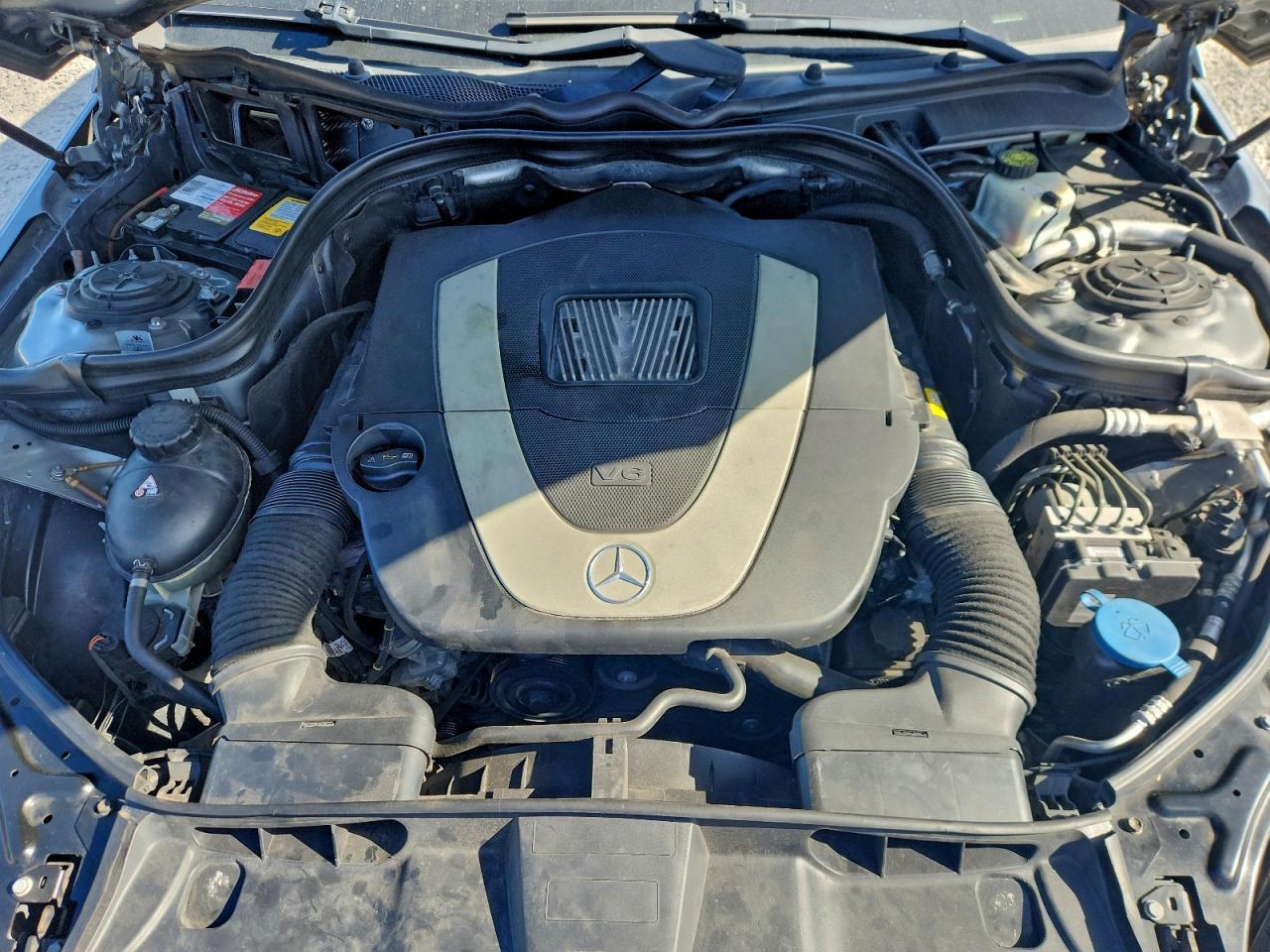 2011 MERCEDES-BENZ E 350 4MATIC photo 11