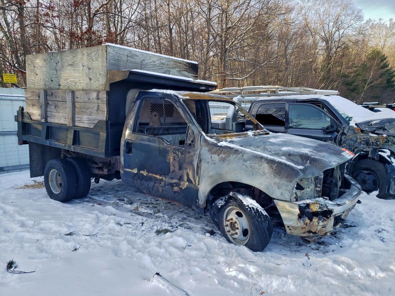 2003 FORD F350 SUPER DUTY DUMP TRUCK photo 4