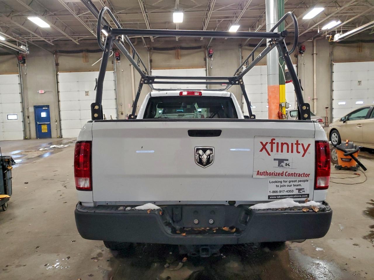 2022 RAM 1500 CLASSIC TRADESMAN photo 6
