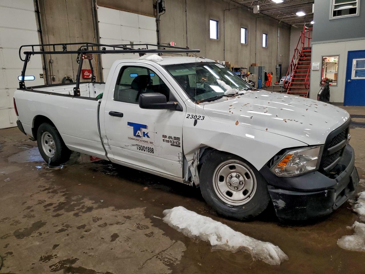 2022 RAM 1500 CLASSIC TRADESMAN photo 4