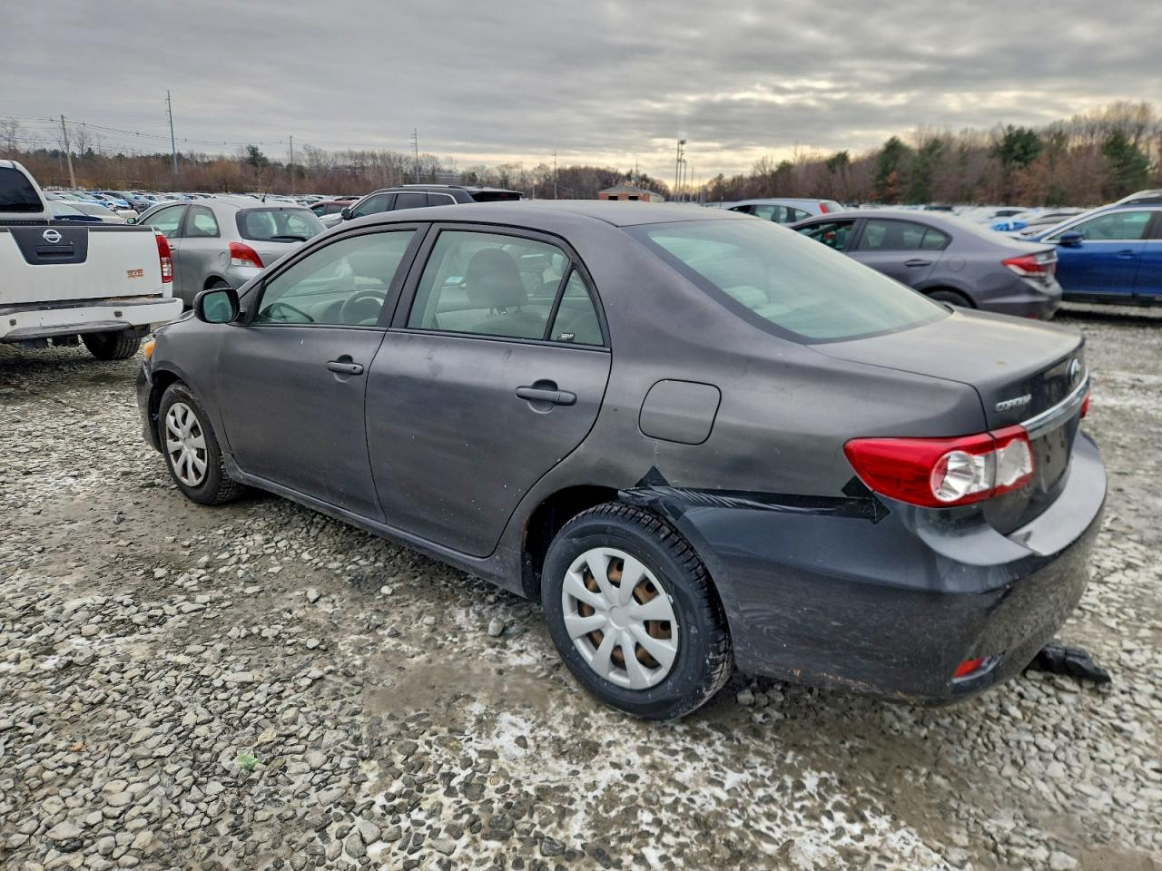 2011 TOYOTA COROLLA BASE photo 2