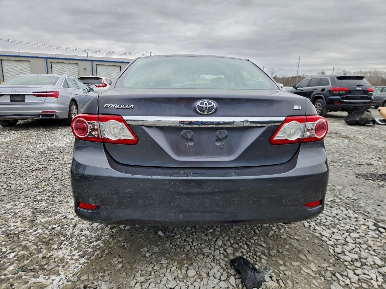 2011 TOYOTA COROLLA BASE photo 6