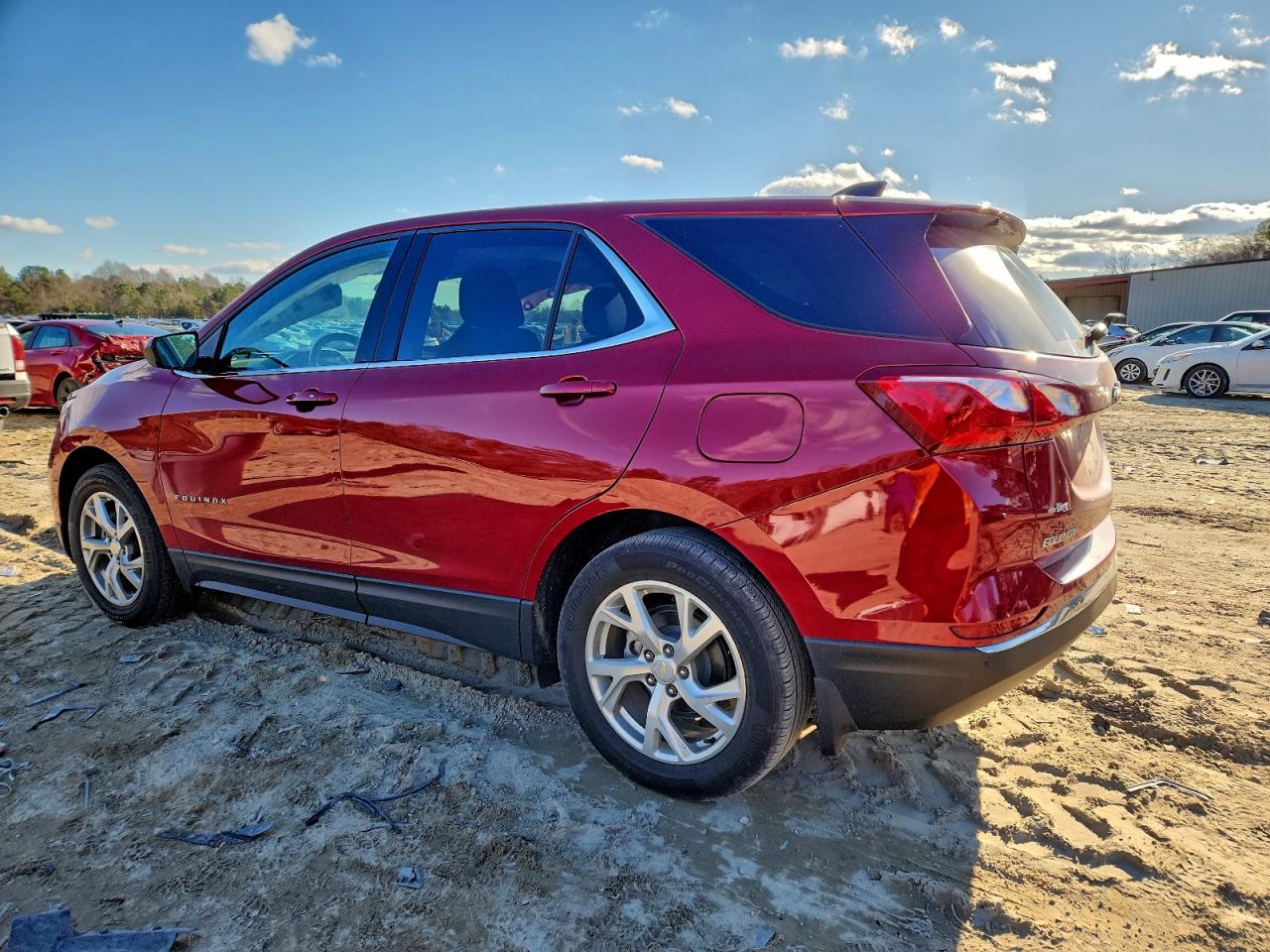 2020 CHEVROLET EQUINOX LT photo 2