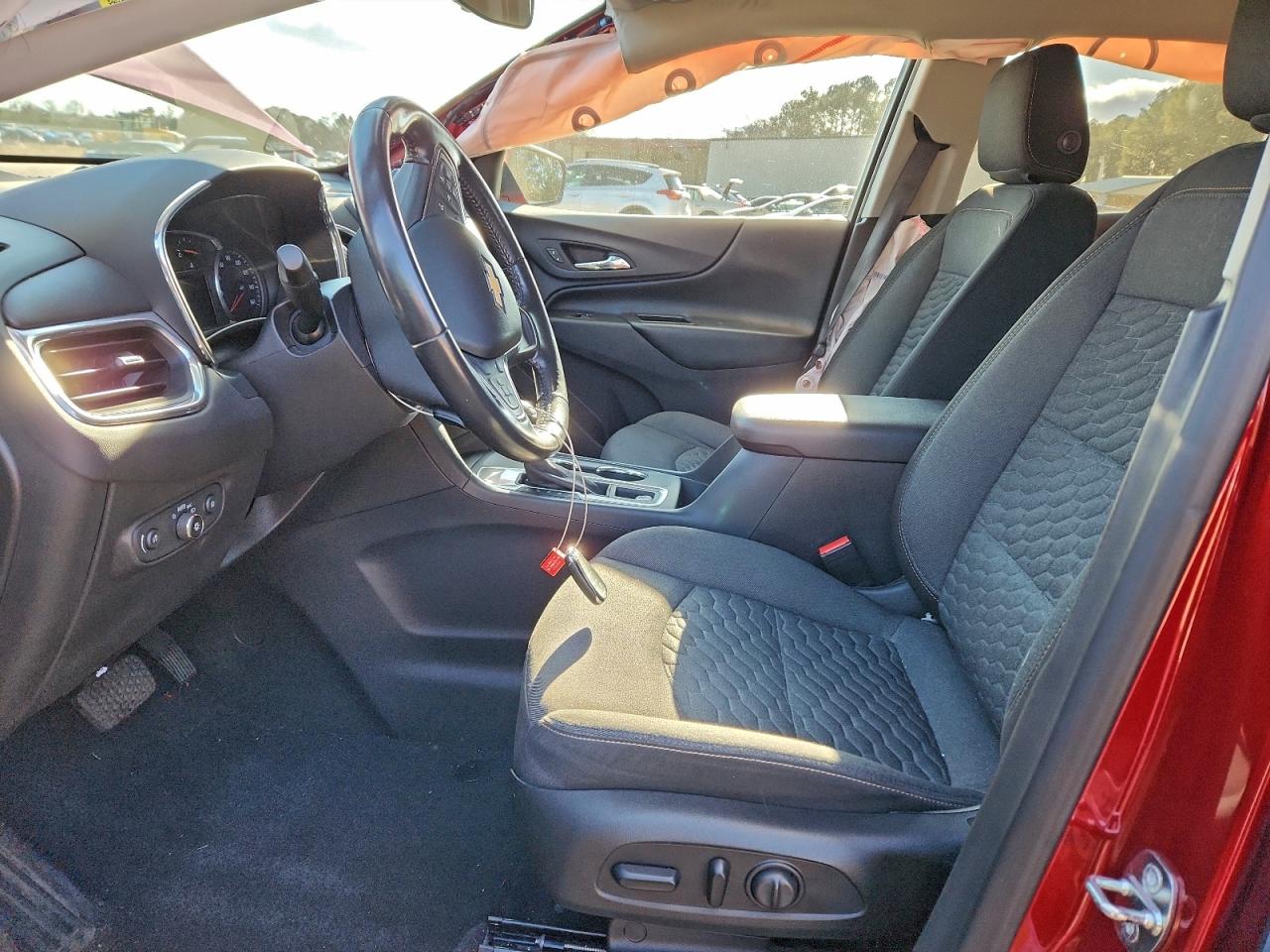 2020 CHEVROLET EQUINOX LT photo 7