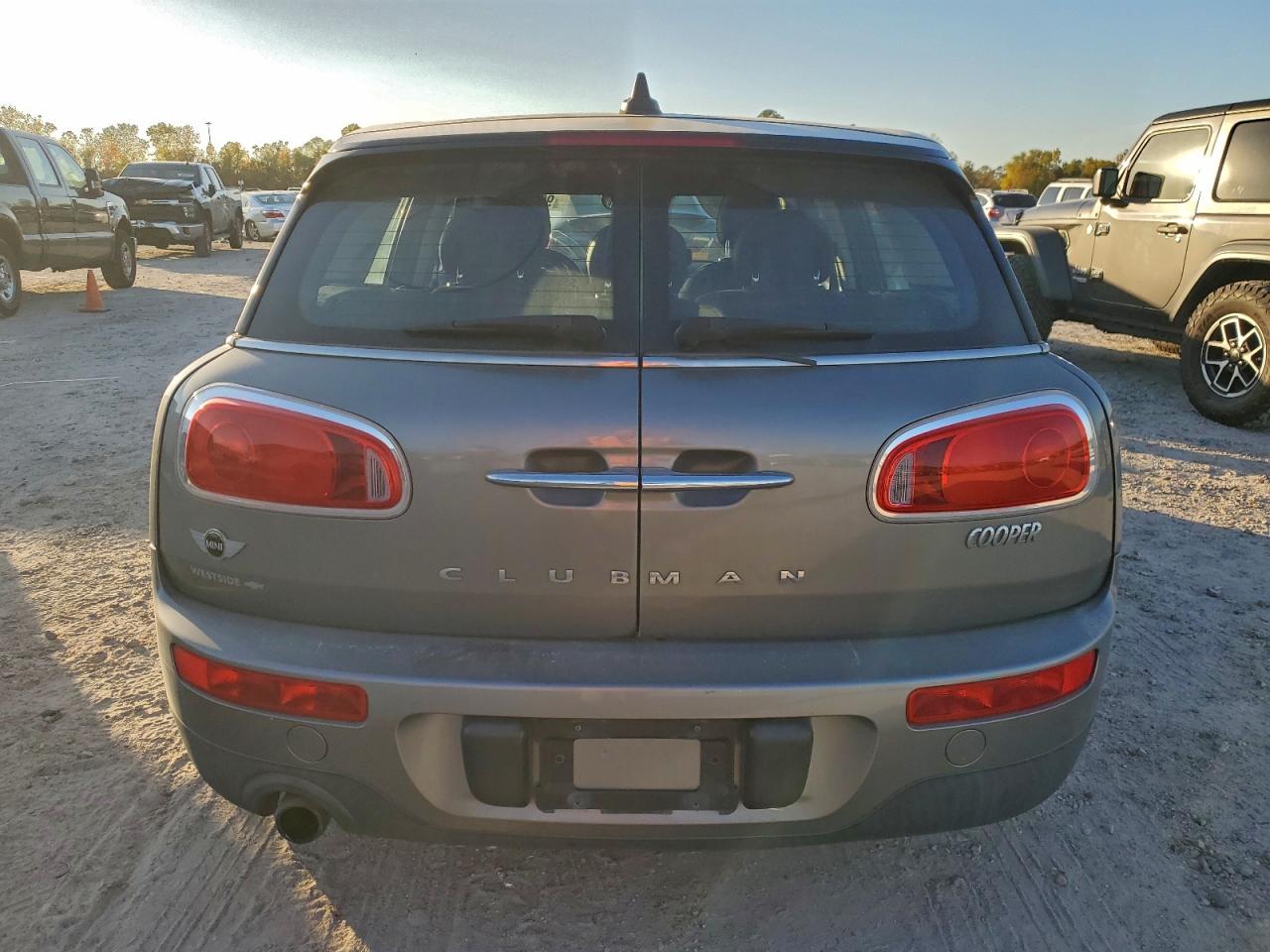2016 MINI COOPER CLUBMAN photo 6
