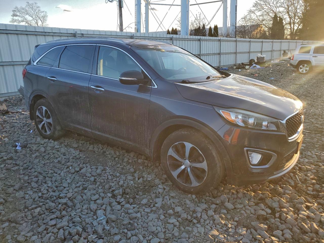 2016 KIA SORENTO EX photo 4